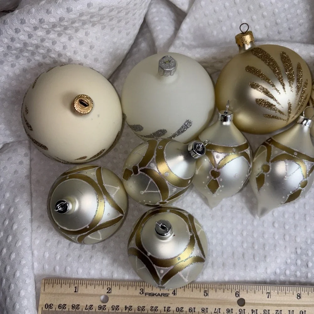 Vintage‎ 10 Christmas Ornaments Glass Cream Gold Silver